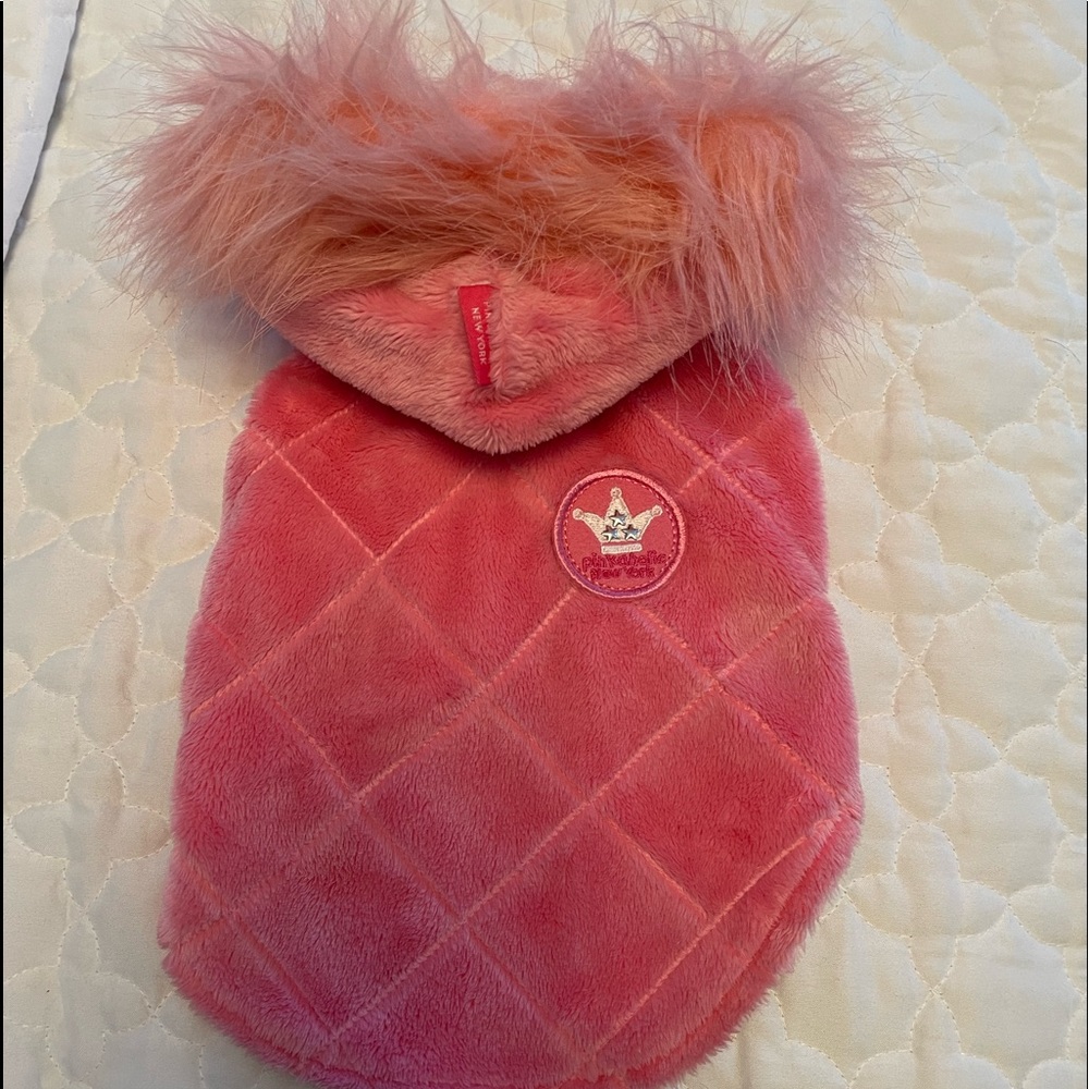 Pinkaholic furry/fleece vest size Small